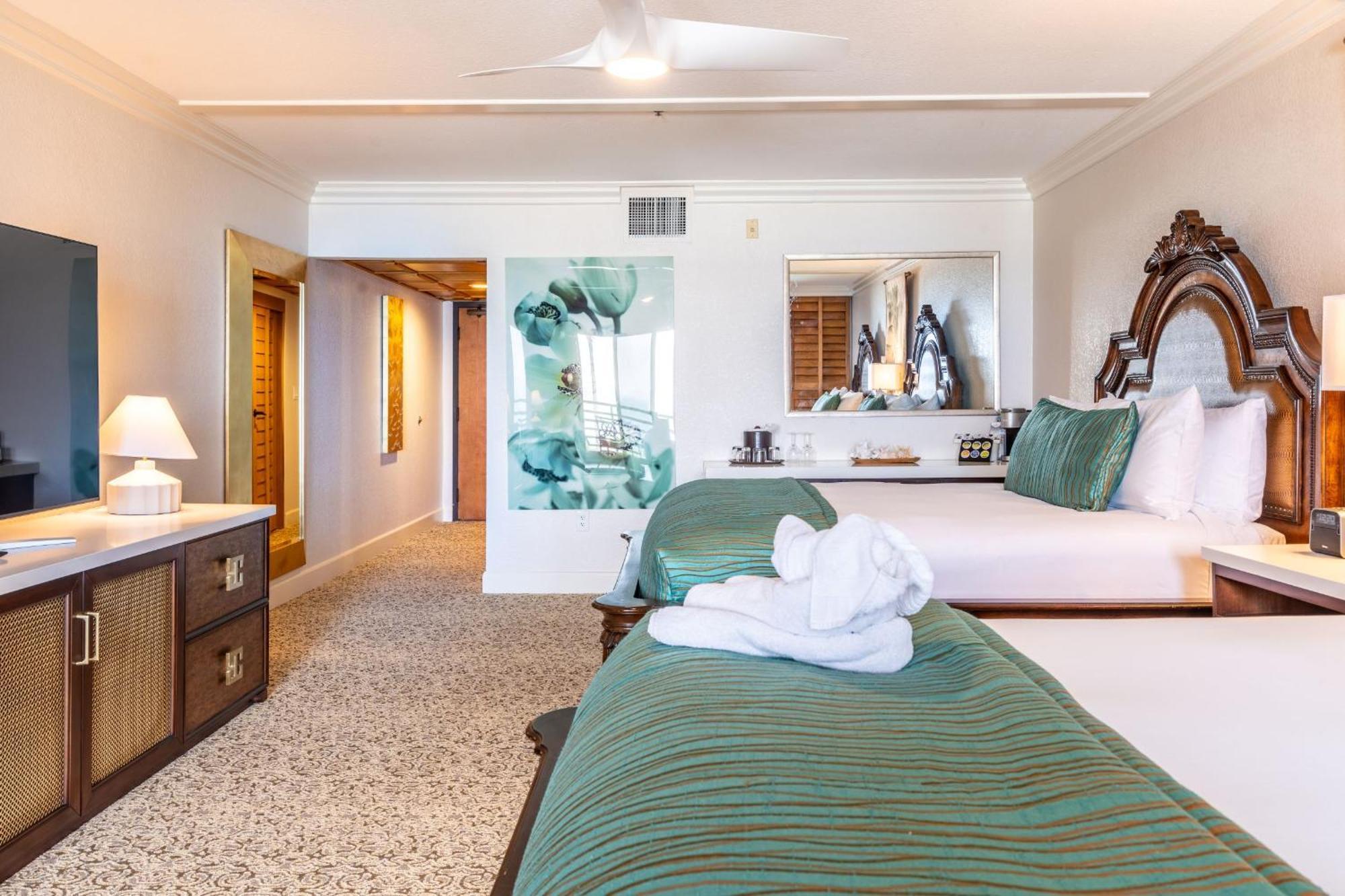 Pacific Terrace Hotel Сан-Диего Экстерьер фото